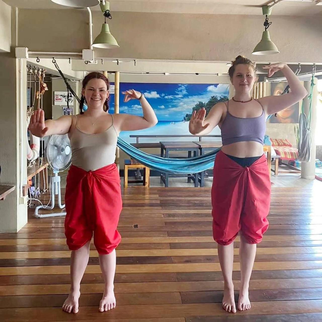 Non La Mer Hostel - Bed & Yoga Ko Lanta Buitenkant foto